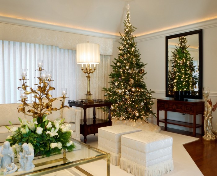 How to decorate apartment for christmas