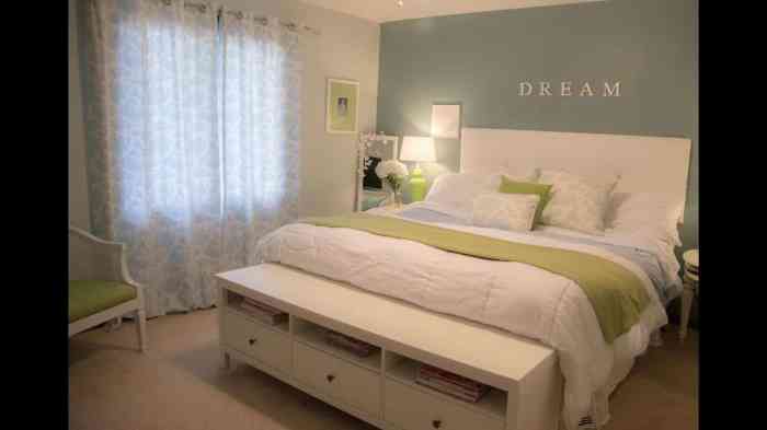 How to decorate a bedroom on budget