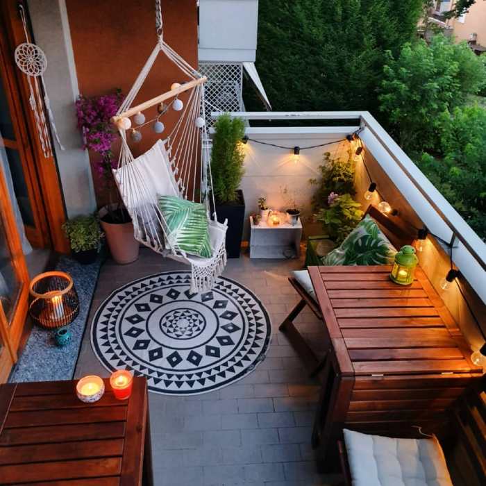 How to decorate a apartment balcony