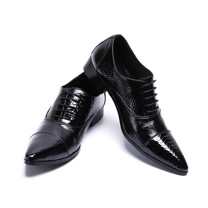 Mens pointed dress shoes